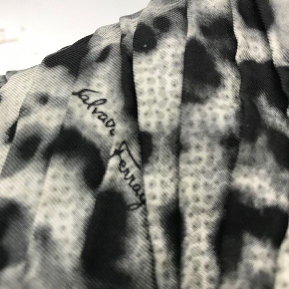 Ferragamo Animal Print Cardigan Sweater Large - Picture 13 of 15